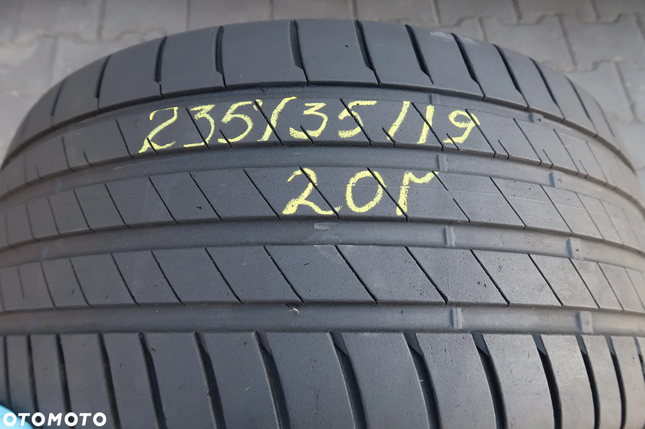 Bridgestone Potensa S005 235/35r19 - 8