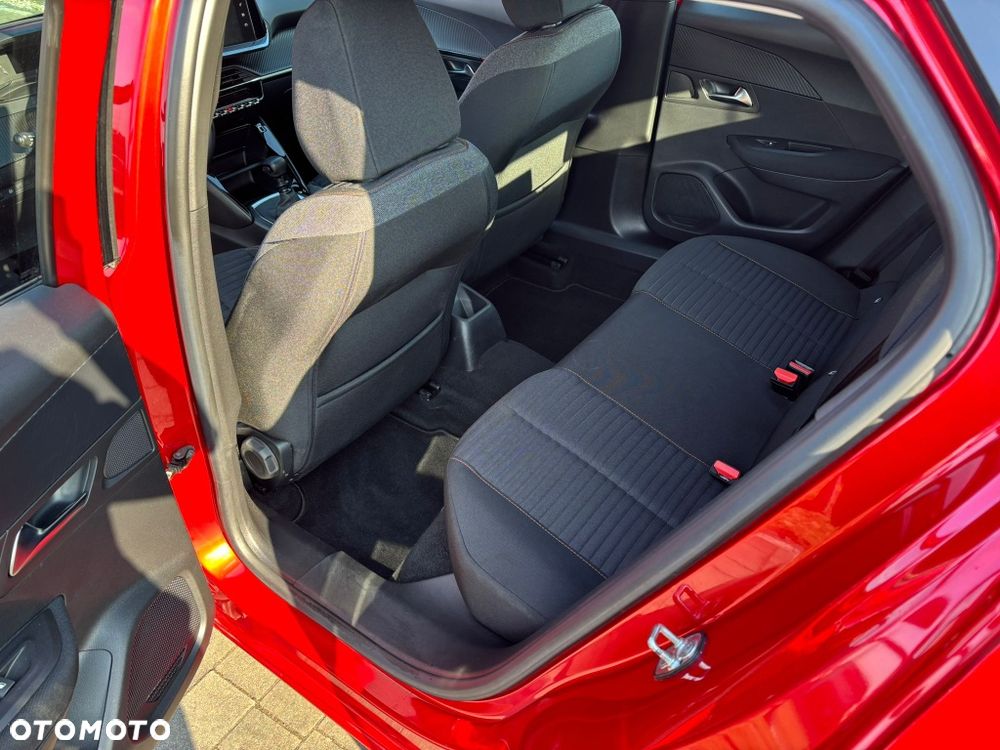 Peugeot 2008 - 6
