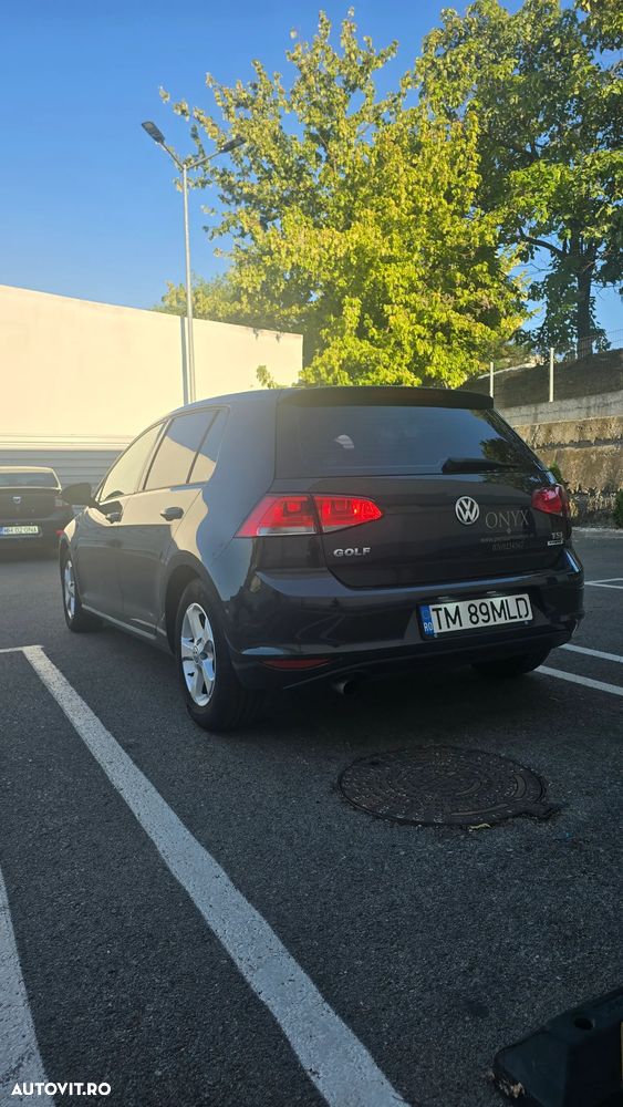 Volkswagen Golf - 18