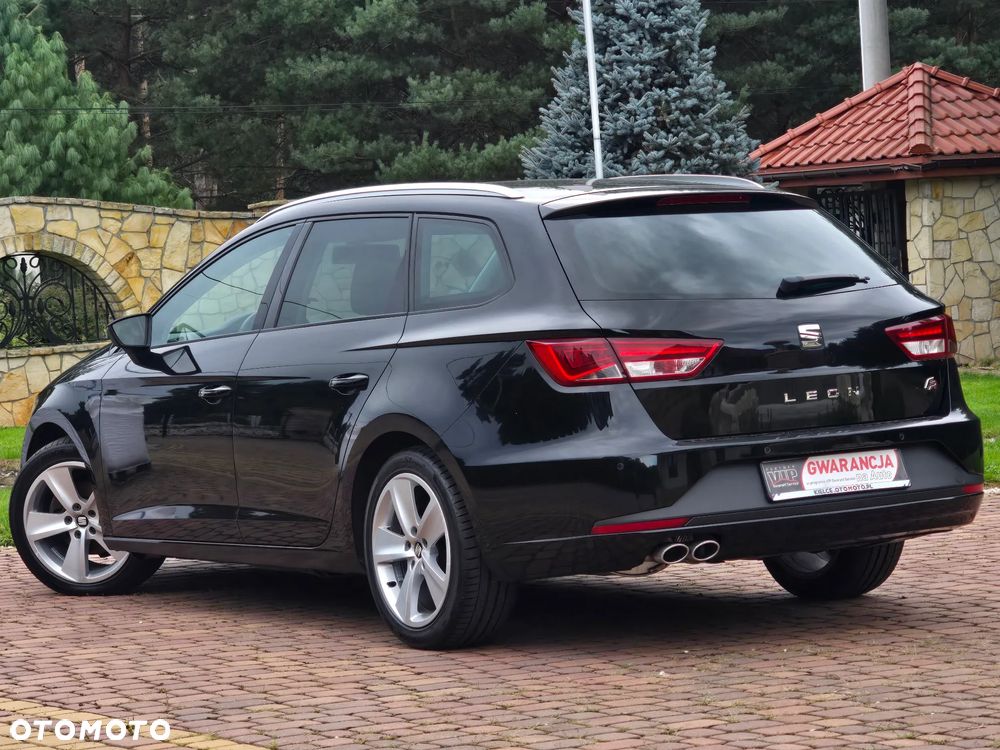 Seat Leon 2.0 TDI FR Black S&S - 4