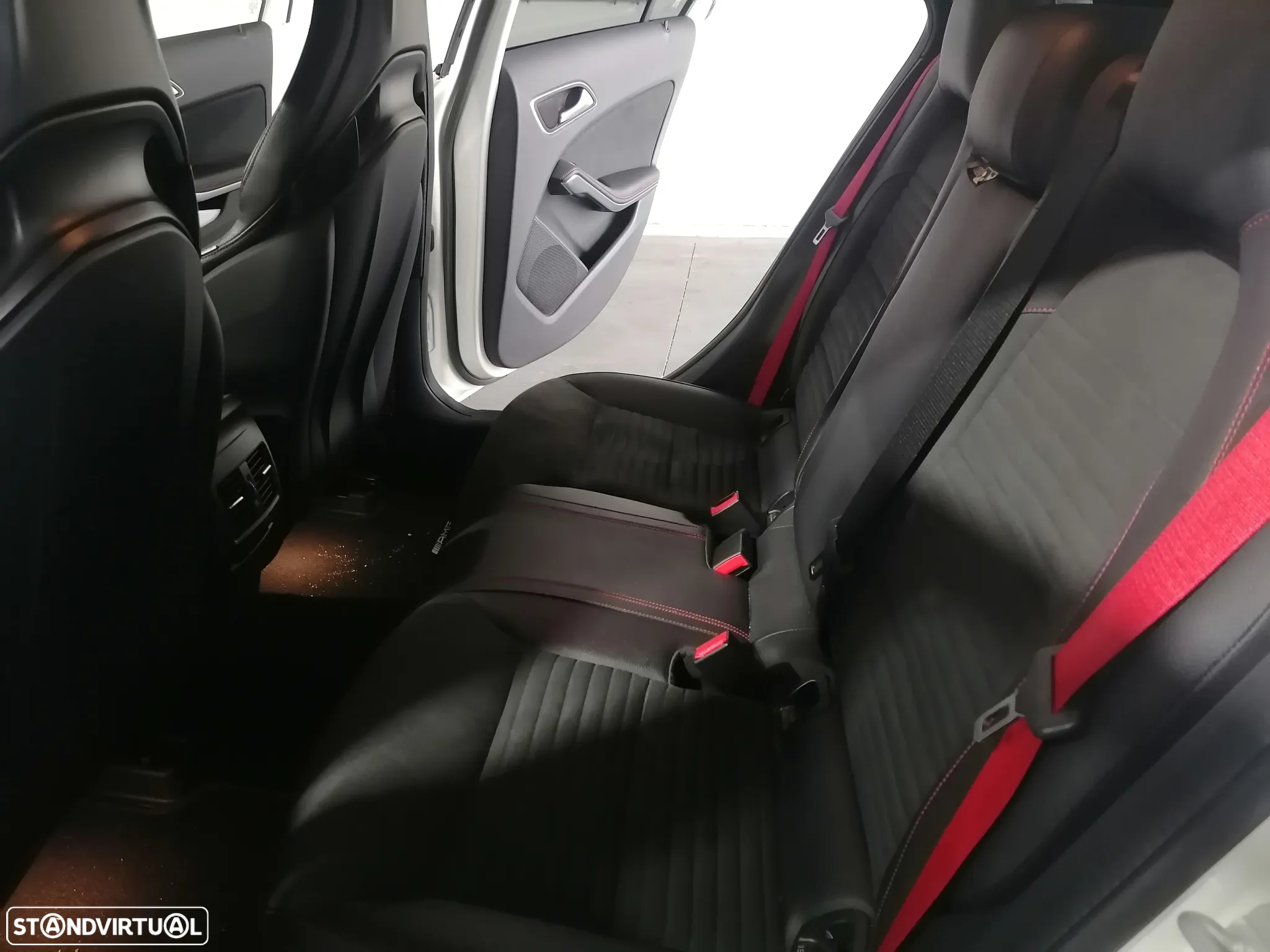 Mercedes-Benz A 45 AMG 4-Matic - 17