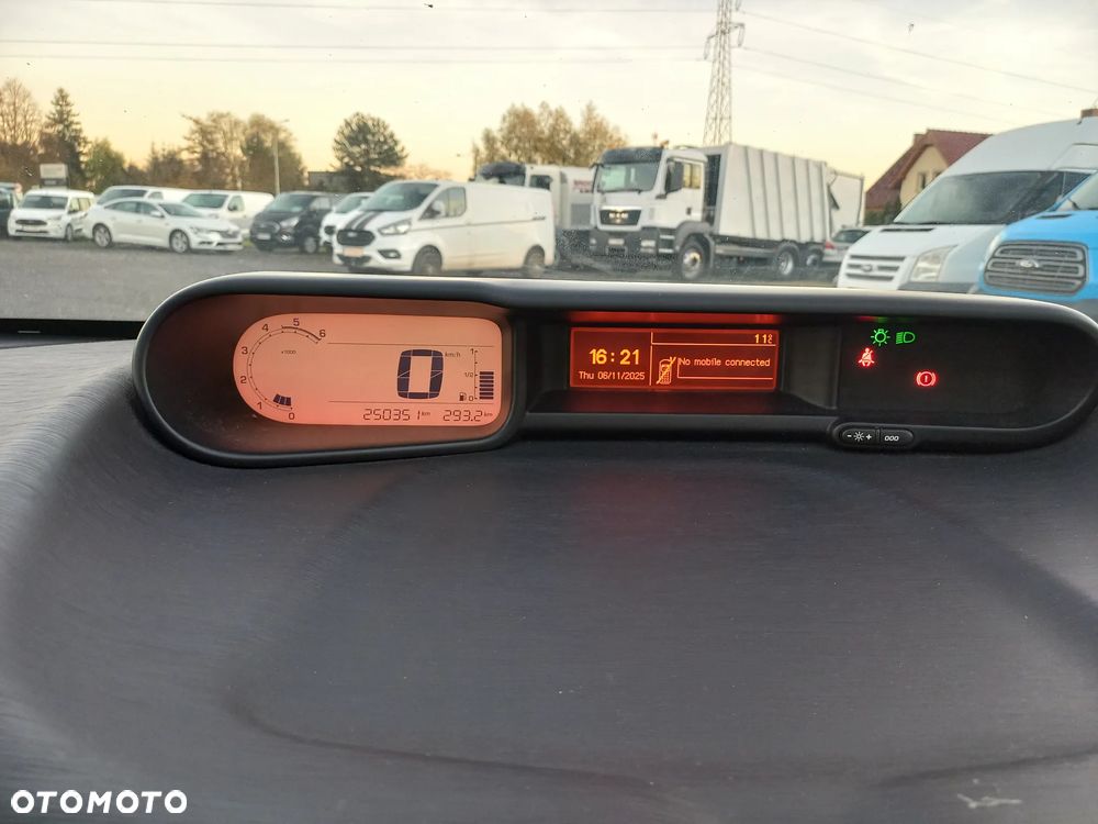 Citroën C3 Picasso 1.6 HDi Attraction - 19