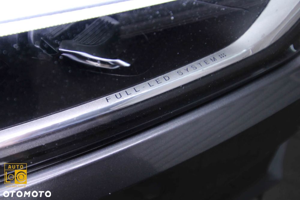 Volvo XC 60 D4 AWD R-Design - 35