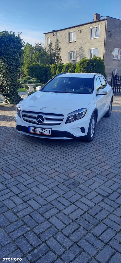 Mercedes-Benz GLA 180 (CDI) d Urban - 14