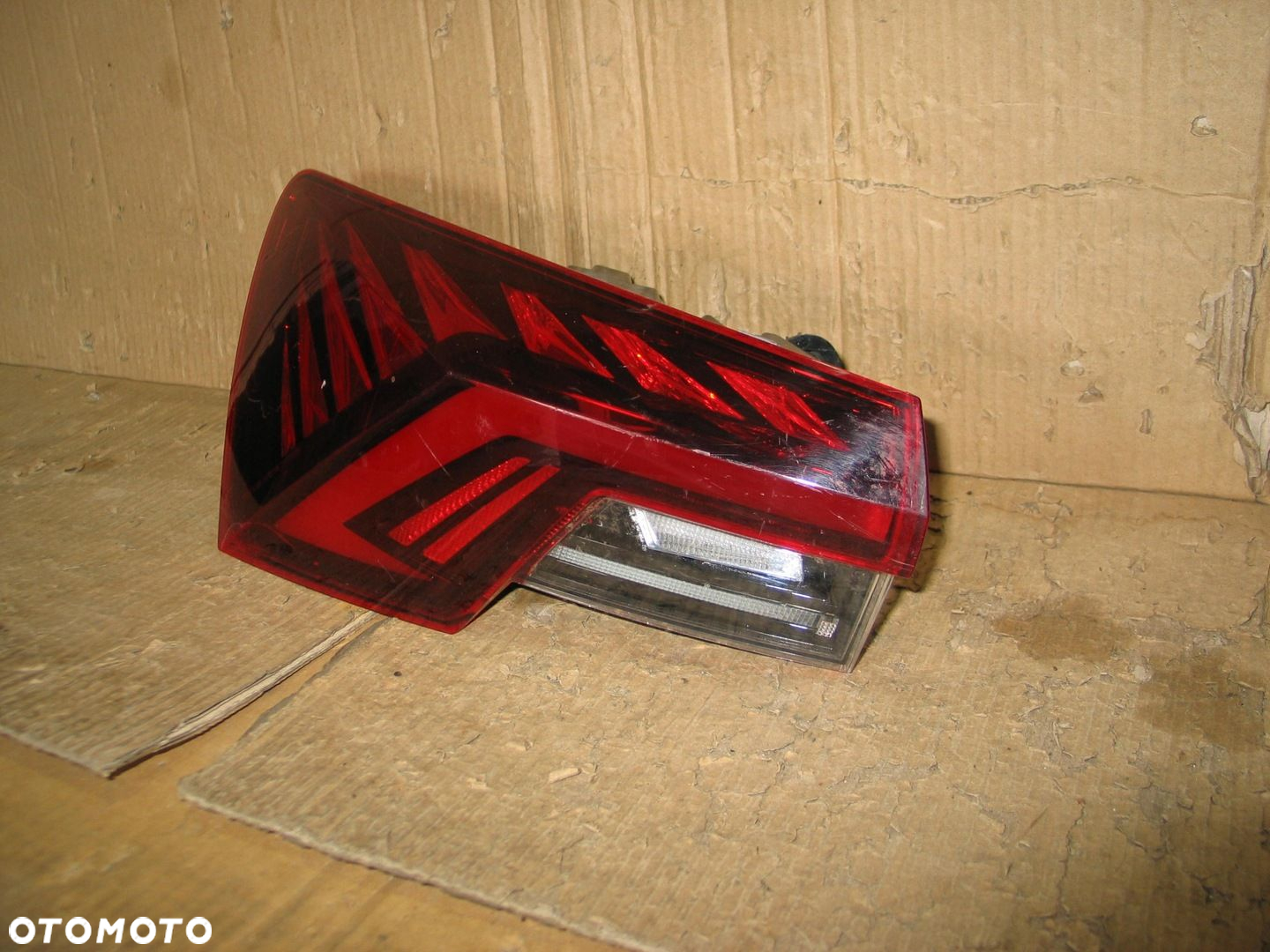 Lampa tył tylna led lewa skoda octavia 4 IV 5E3945207A - 8