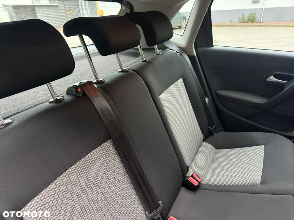 Volkswagen Polo - 10