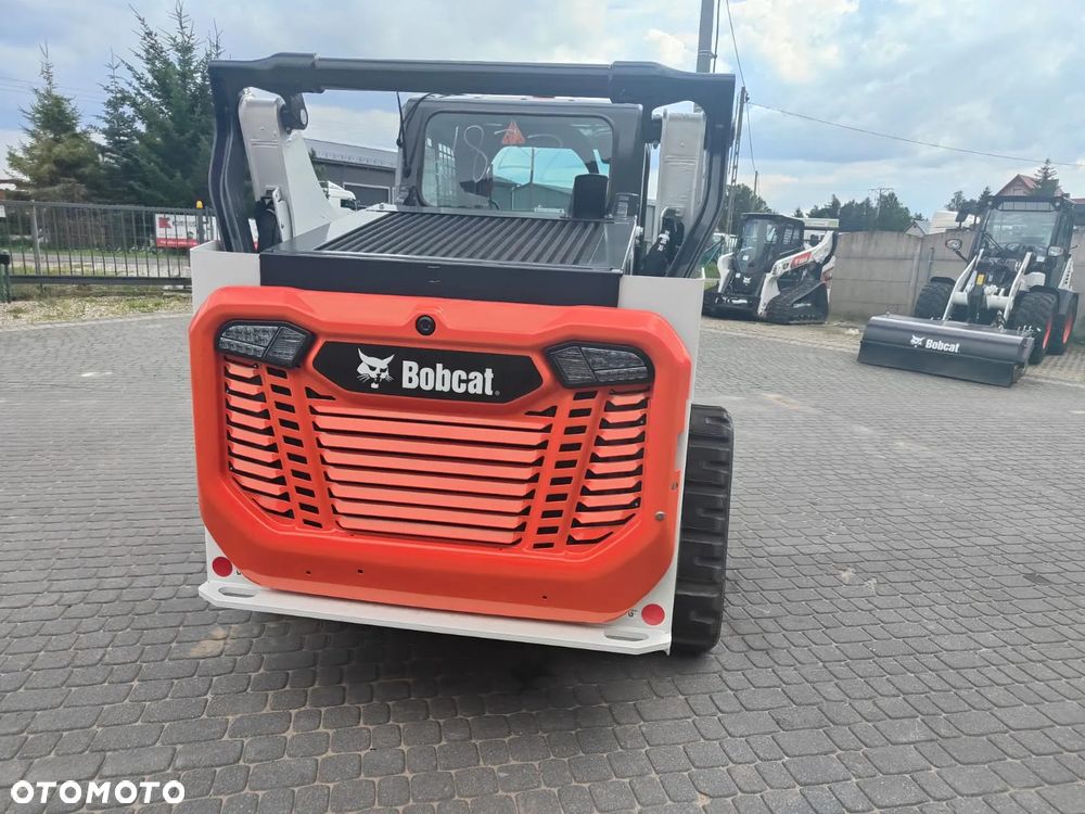 Bobcat T66 - 9