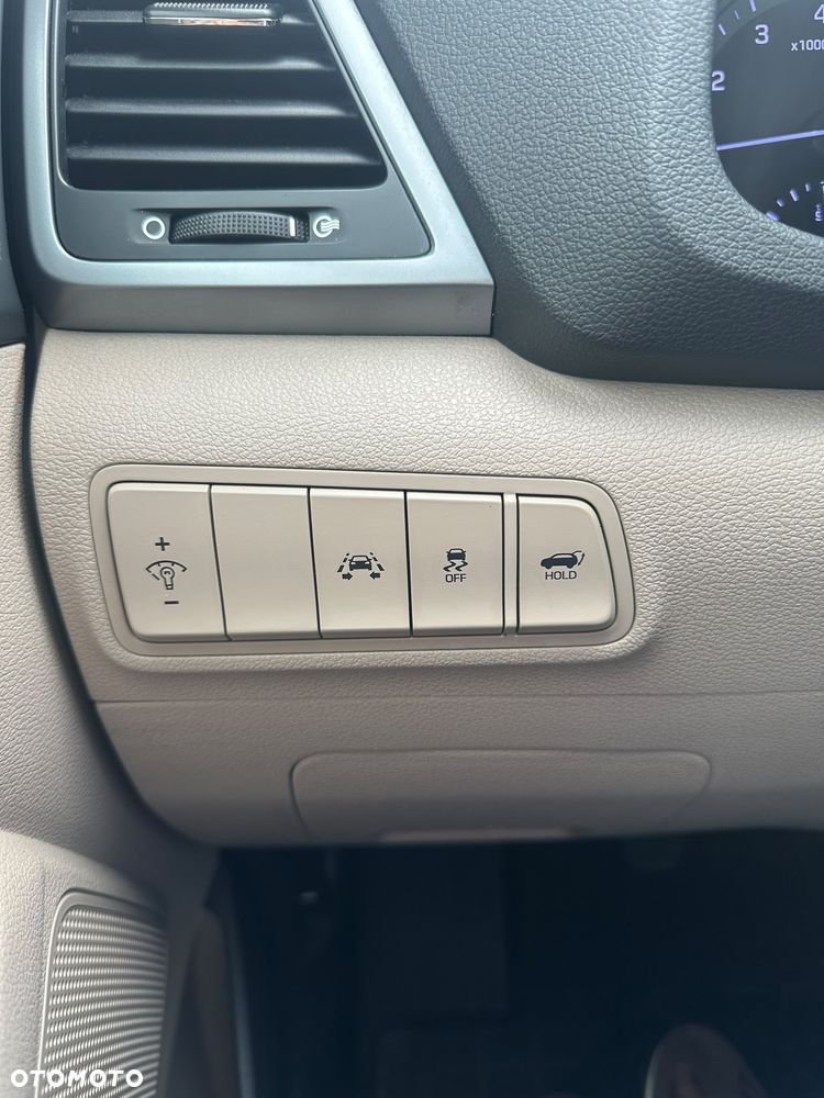 Hyundai Tucson 1.6 T-GDI Comfort 4WD - 12