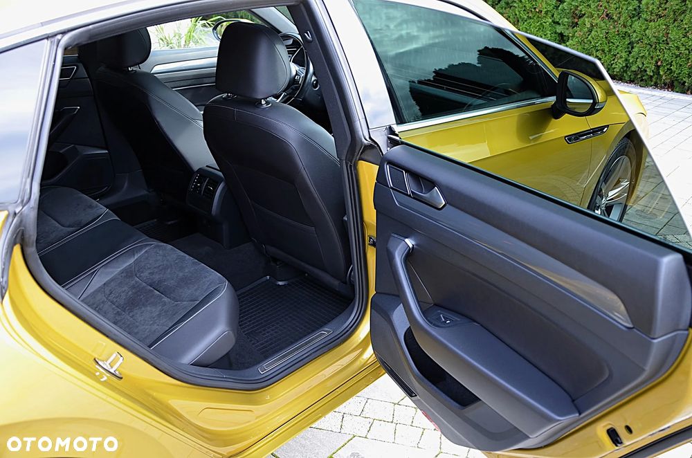 Volkswagen Arteon 2.0 TDI SCR 4Motion DSG R-Line Edition - 25