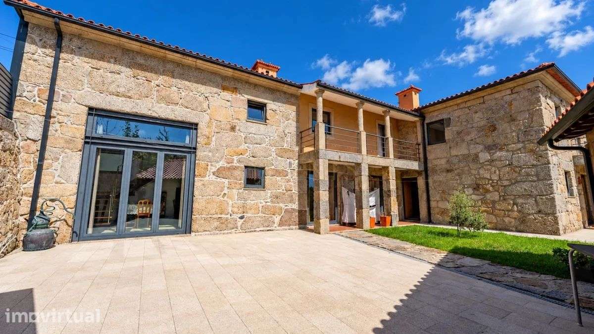 Quinta T4 com 7.744m2 em Celorico de Bastos - Grande imagem: 3/35