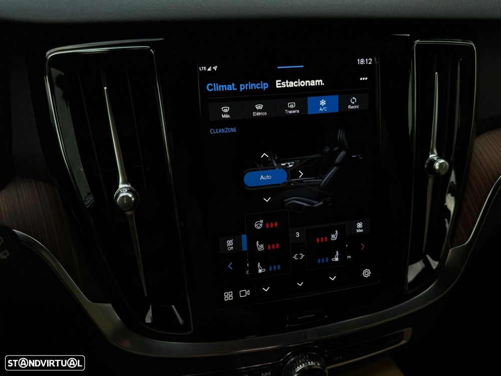 Volvo V60 2.0 T6 AWD TE Plus Bright - 46