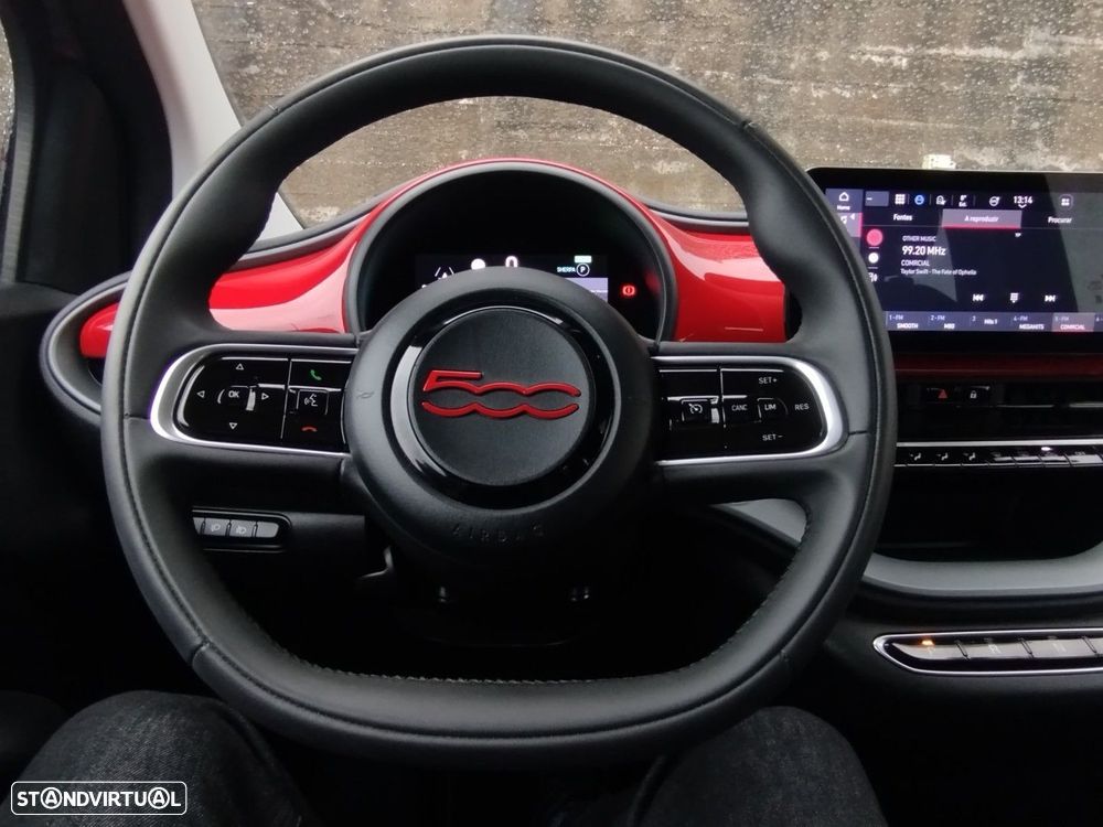 Fiat 500e 23,8kWh Red - 7