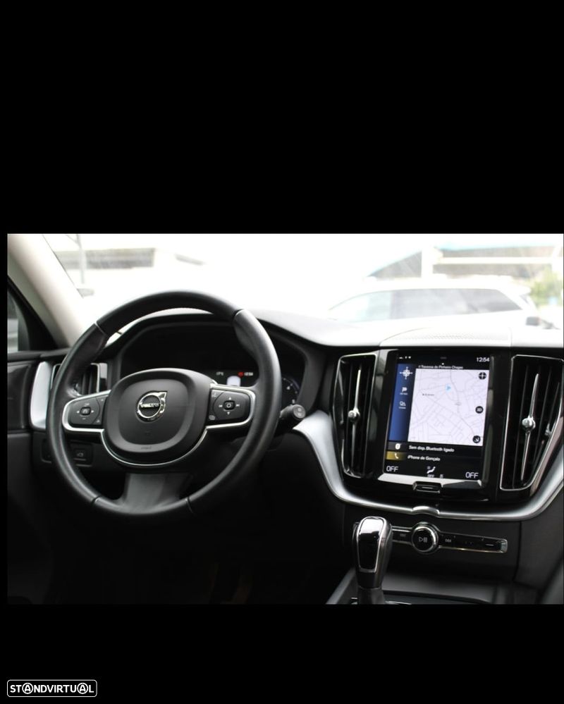 Volvo XC 60 2.0 D3 Momentum Plus - 4