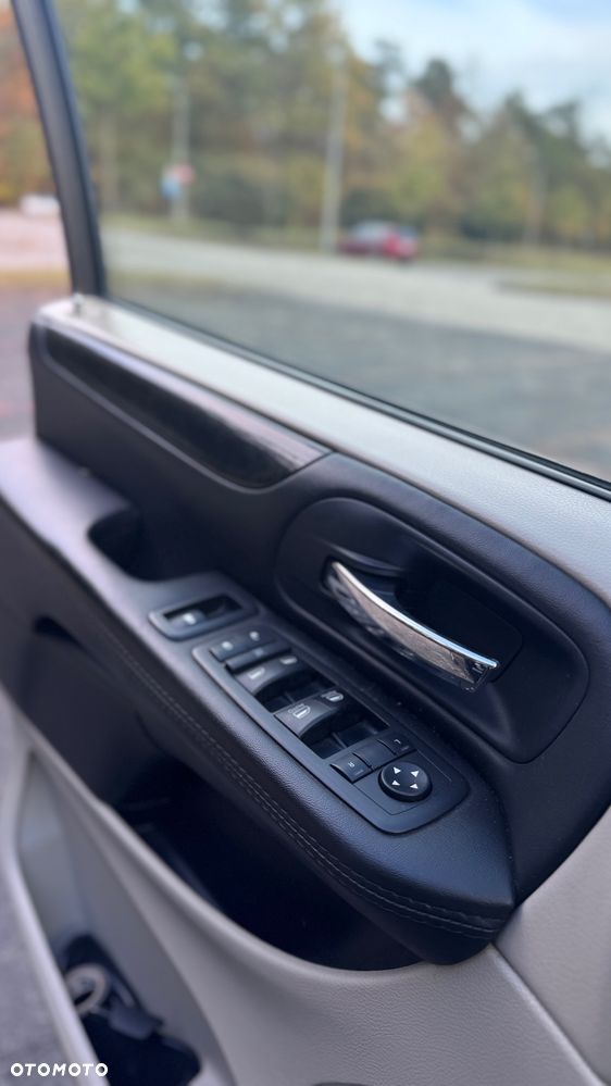 Dodge Grand Caravan 3.6 Express - 12