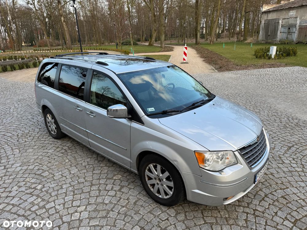 Chrysler Grand Voyager 2.8 CRD Limited - 12