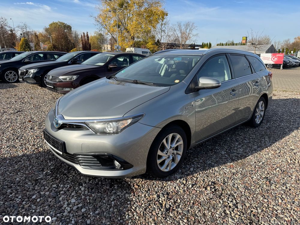 Toyota Auris Touring Sports Hybrid Edition-S - 4
