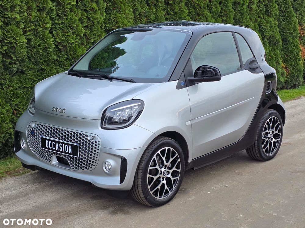 Smart Fortwo 2024 photo 2