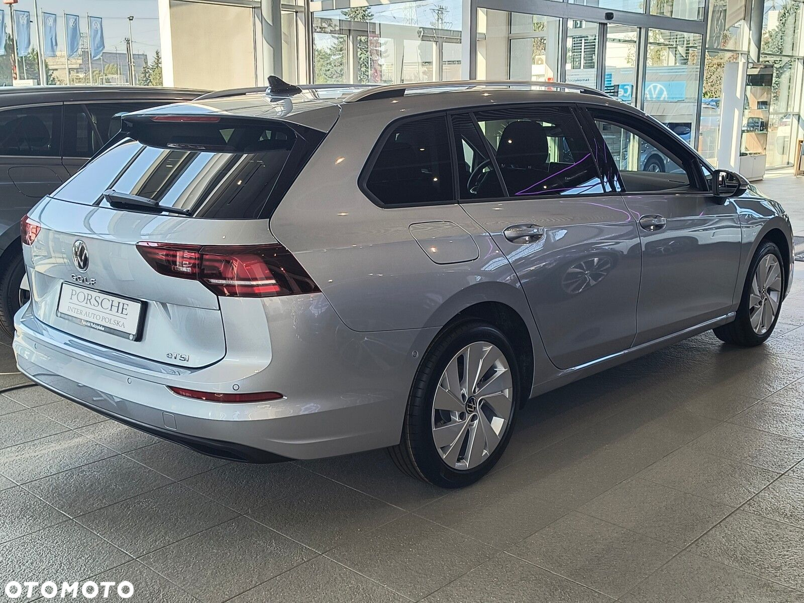 Volkswagen Golf - 5