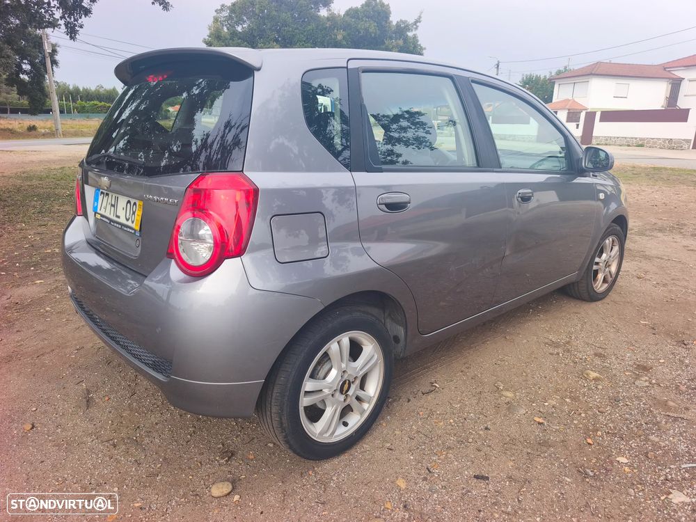 Chevrolet Aveo - 3