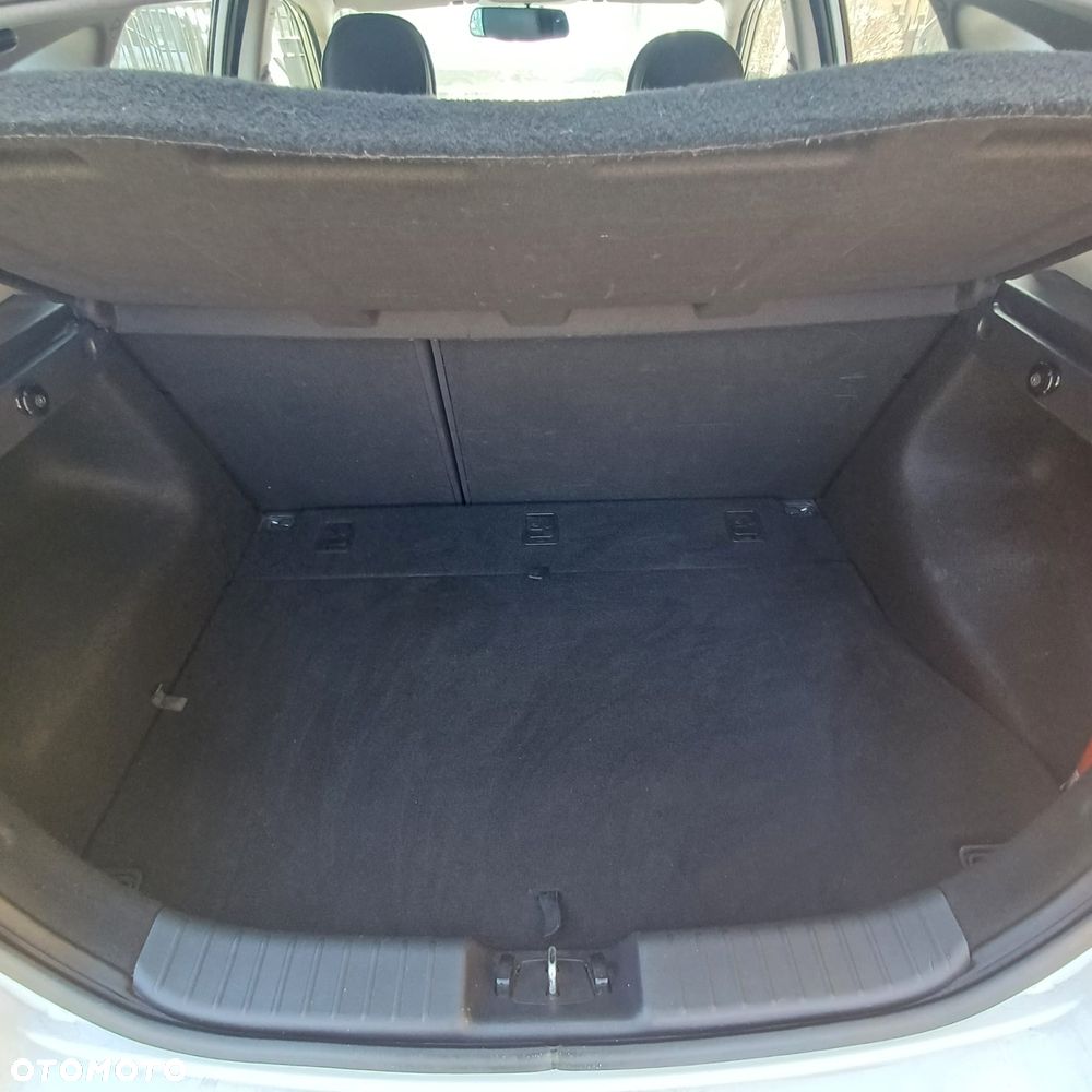 Hyundai i30 1.4 Classic - 9