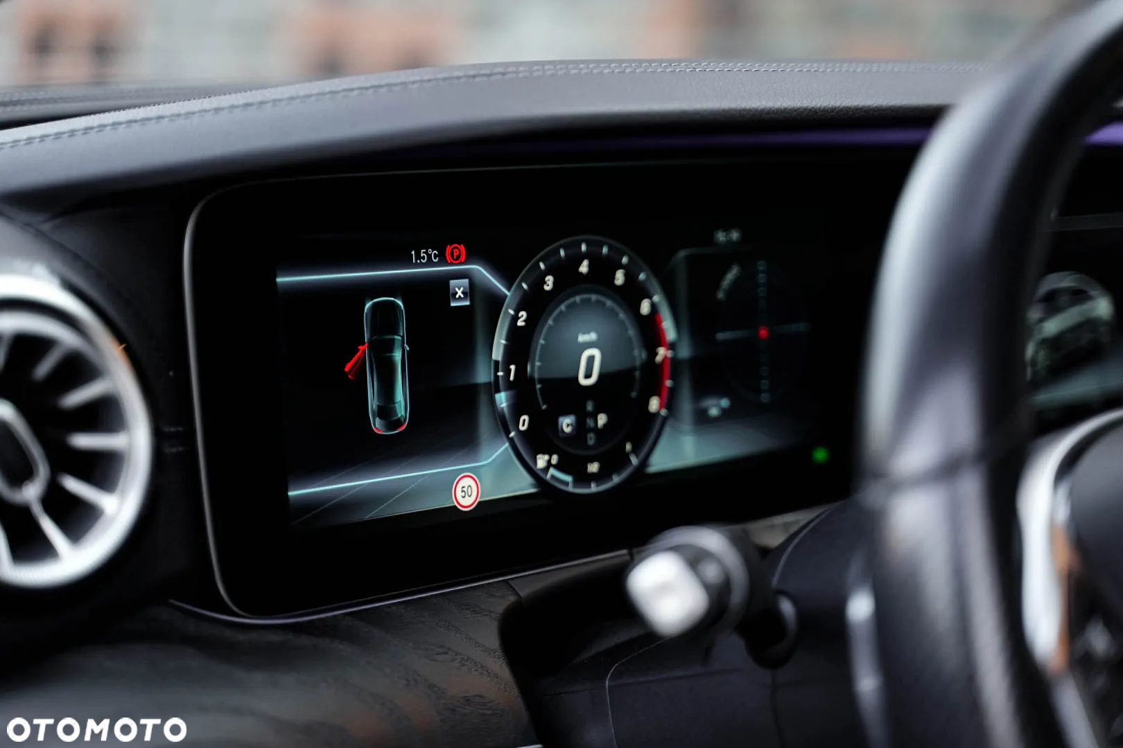 Mercedes-Benz Klasa E 200 Coupe 9G-TRONIC - 29