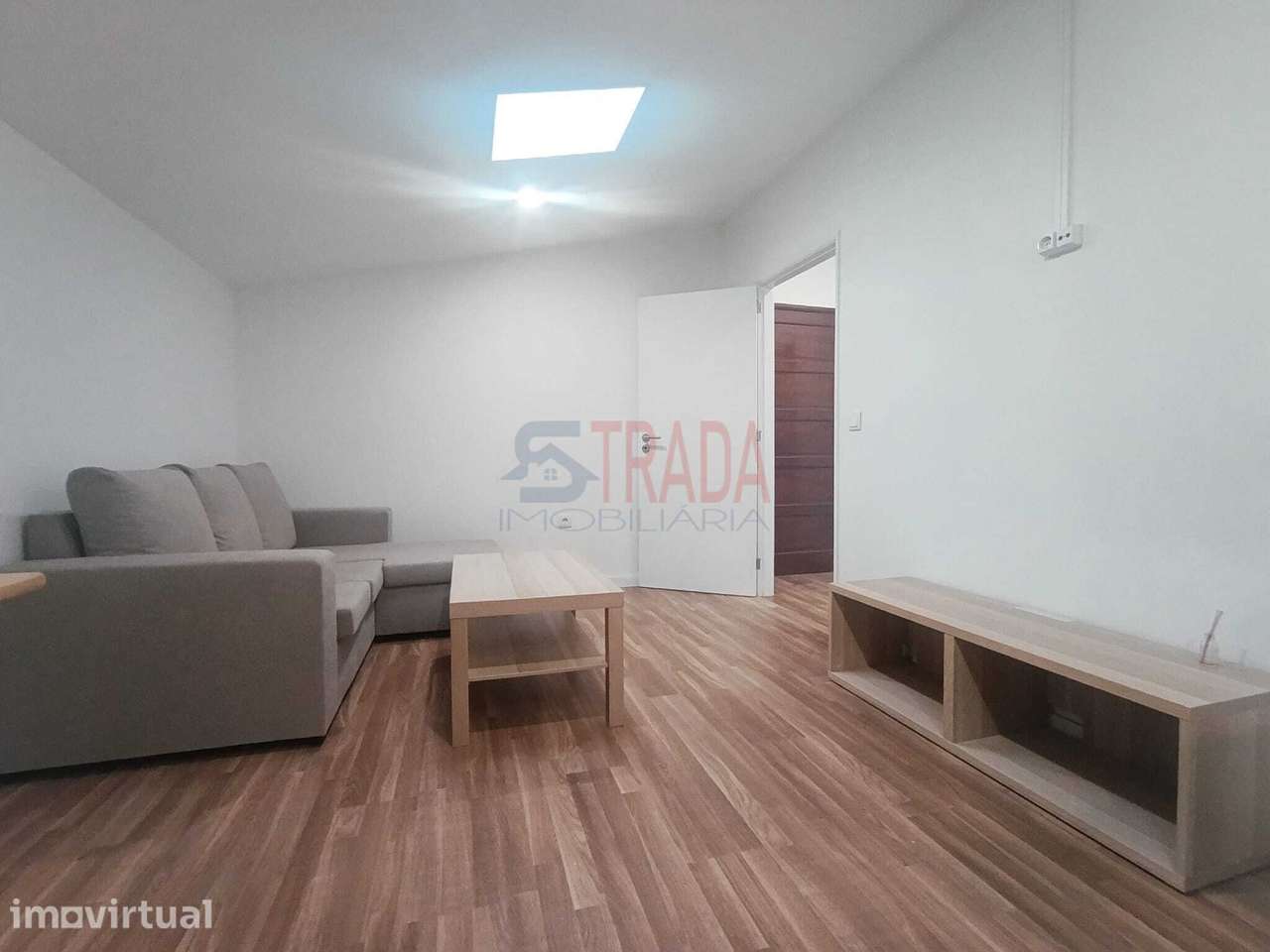 Sótão T2 Totalmente Renovado no centro de Vila Verde ! - Grande imagem: 3/8