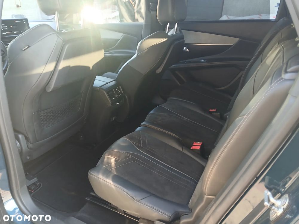 Peugeot 5008 PureTech 130 EAT8 Stop & Start GT - 12