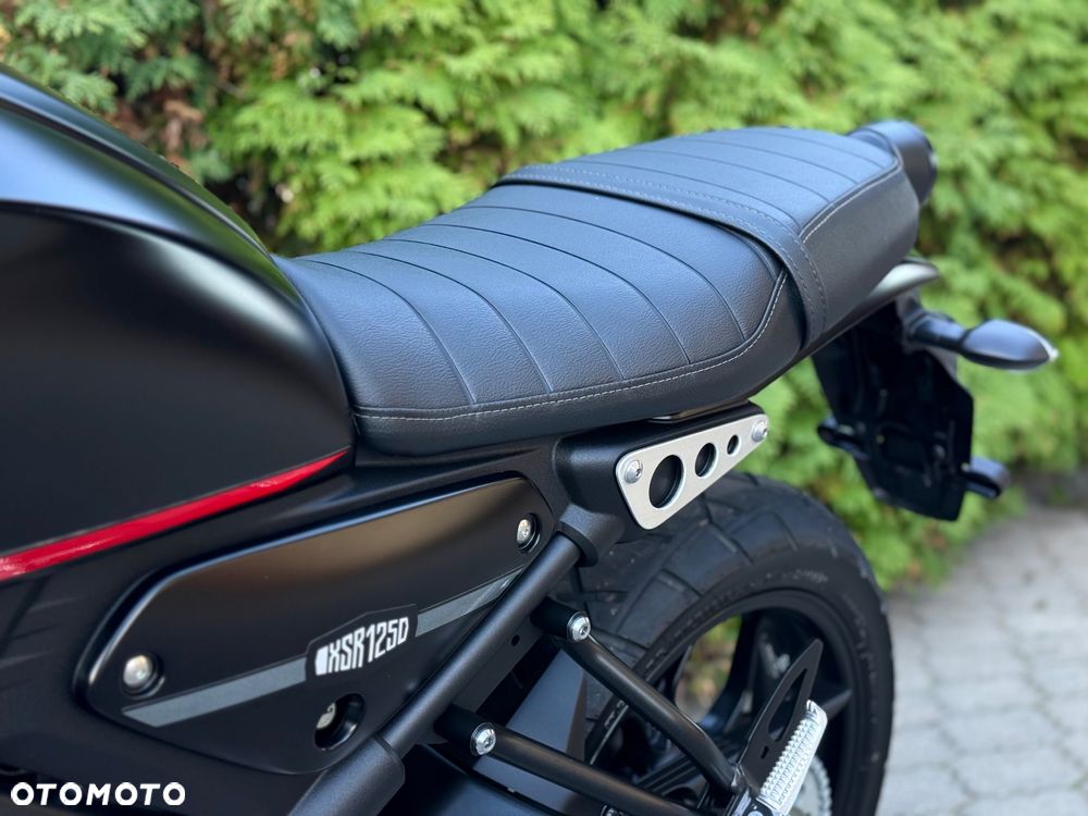 Yamaha XSR - 37