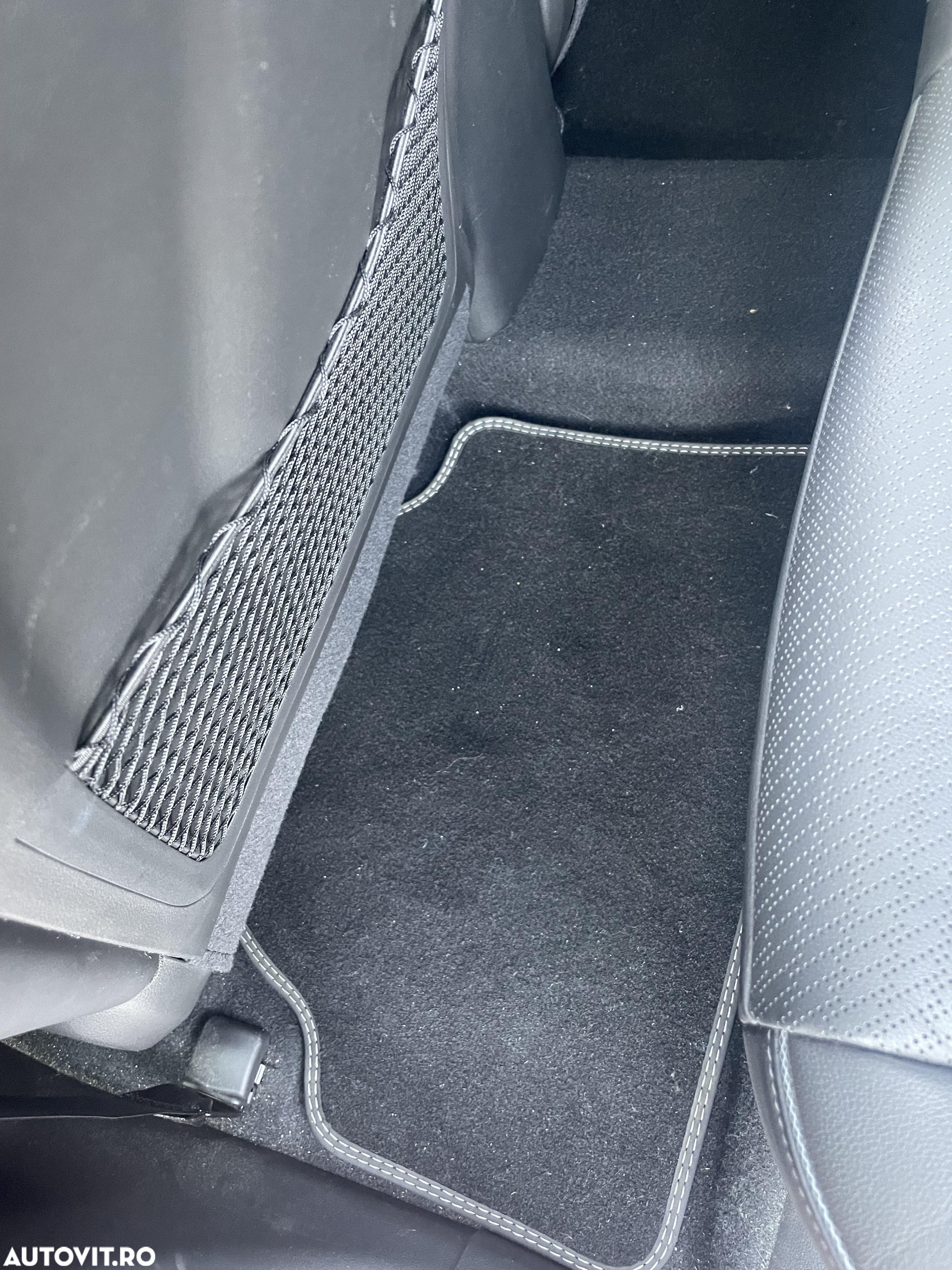 Hyundai KONA BEV 204 CP 64.8 kWh Premium - 17