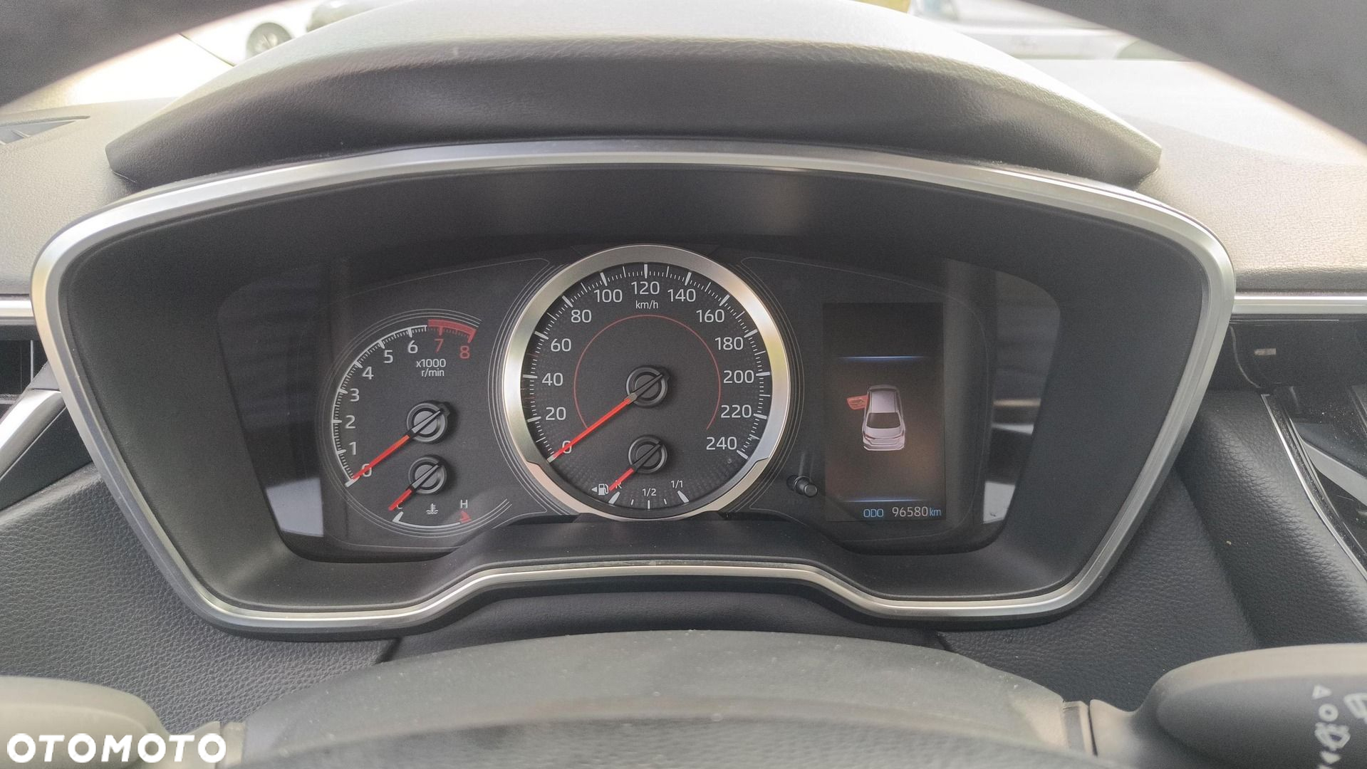 Toyota Corolla - 16
