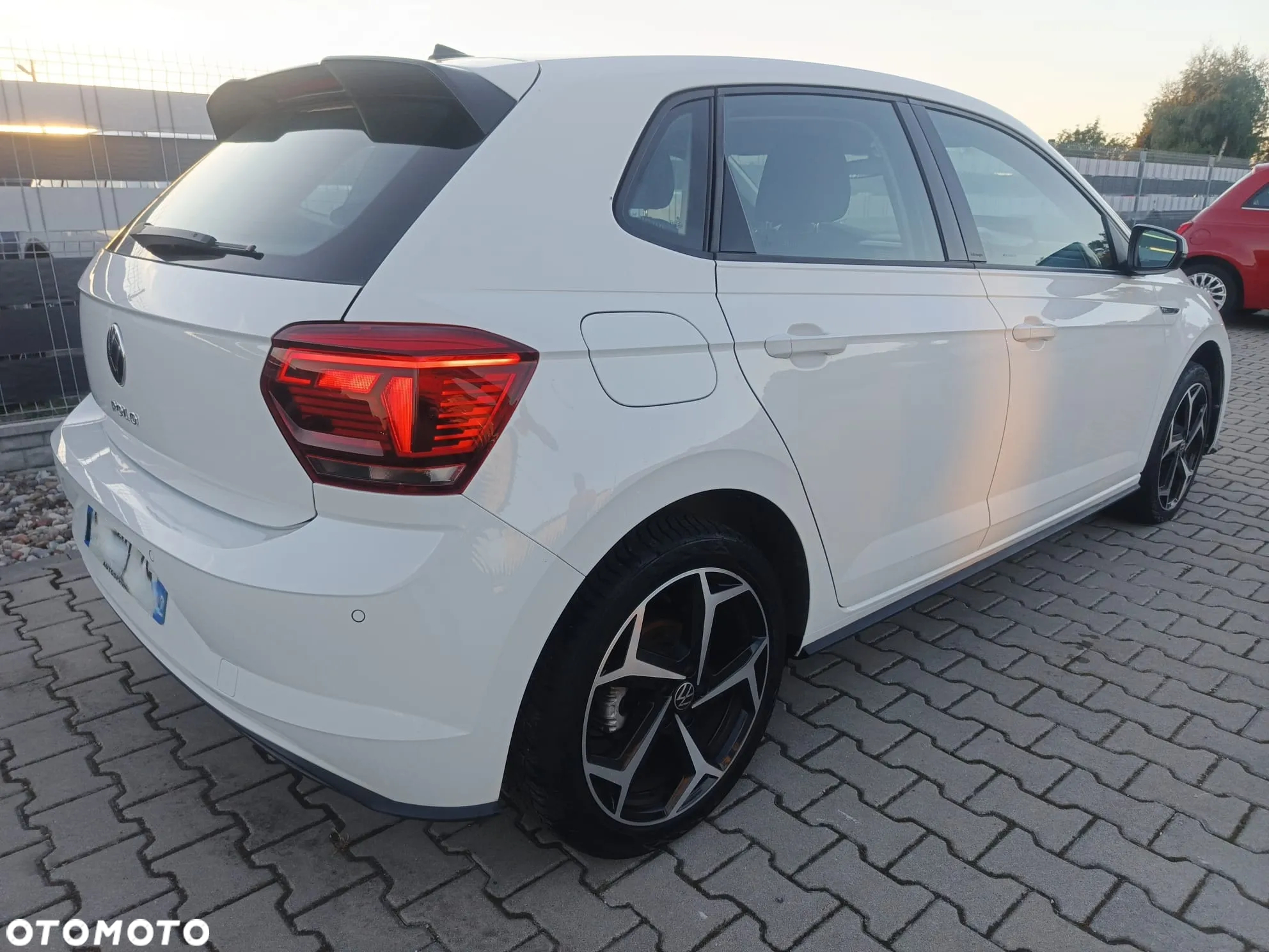Volkswagen Polo 1.0 TSI R-Line DSG - 14