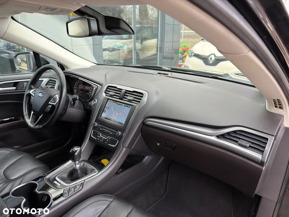 Ford Mondeo 1.5 TDCi Ambiente - 32