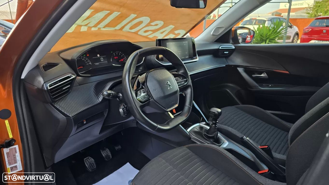 Peugeot 2008 1.2 PureTech Active - 12