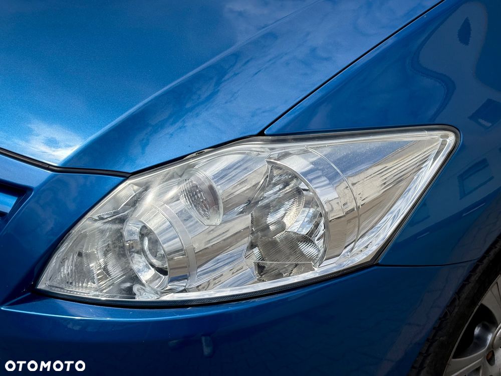 Toyota Auris 1.33 VVT-i - 7