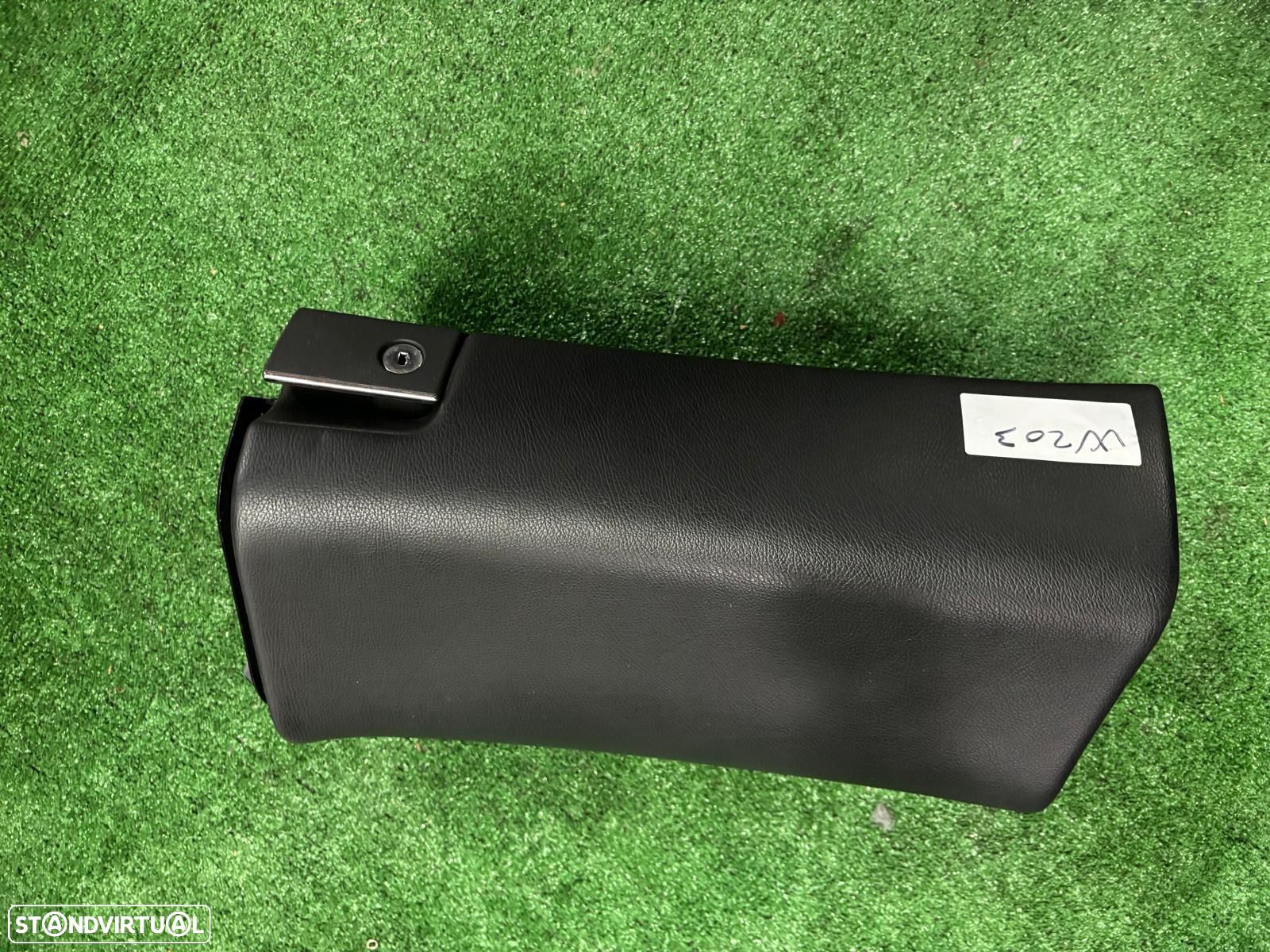 Porta Luvas Mercedes W203 - 1