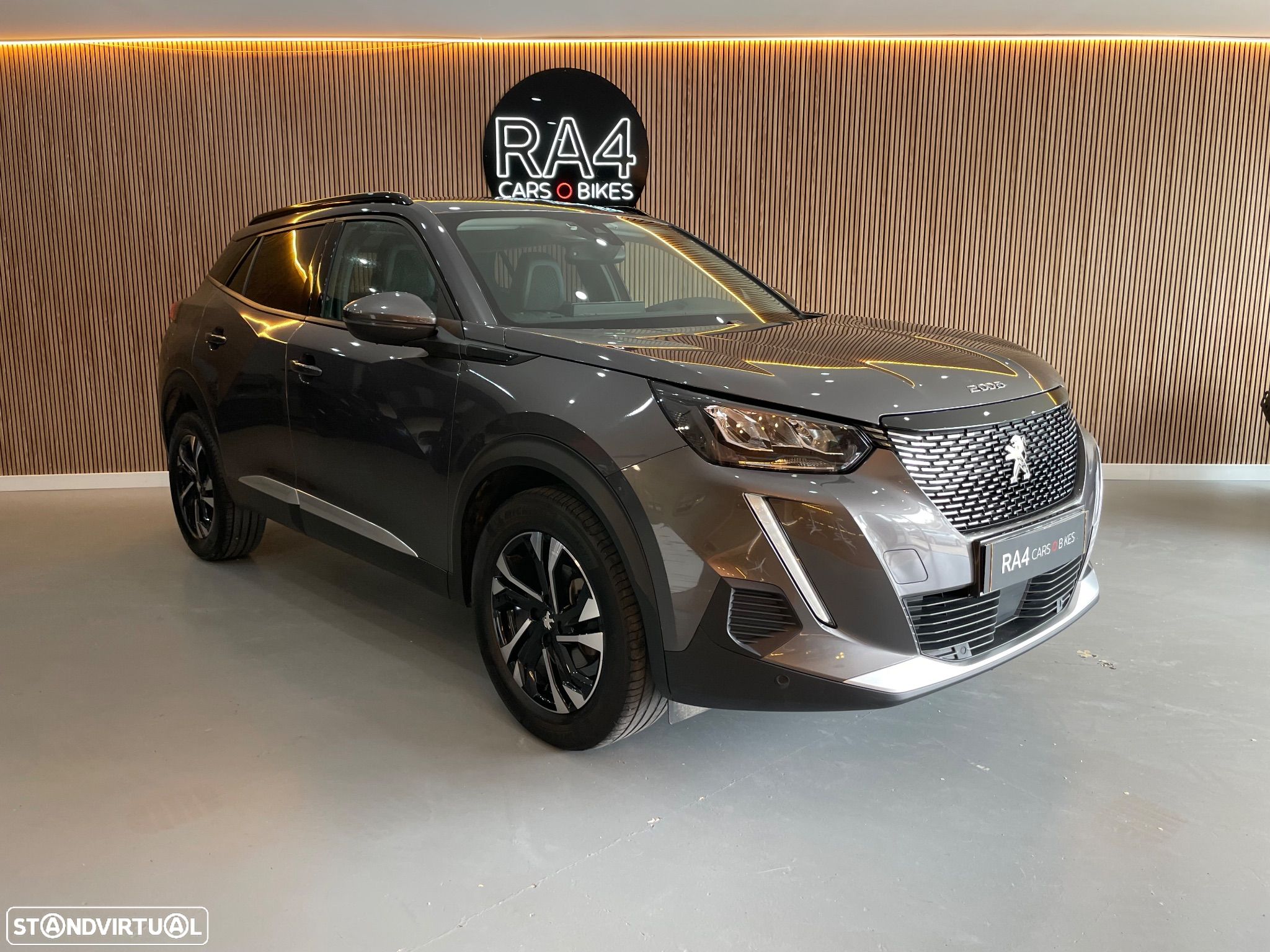 Peugeot 2008 1.2 PureTech Allure - 1