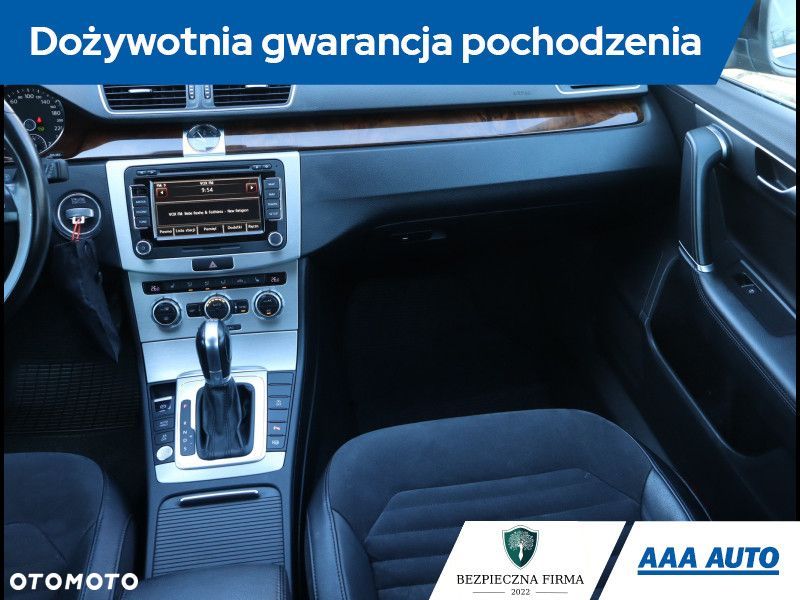 Volkswagen Passat Variant - 9