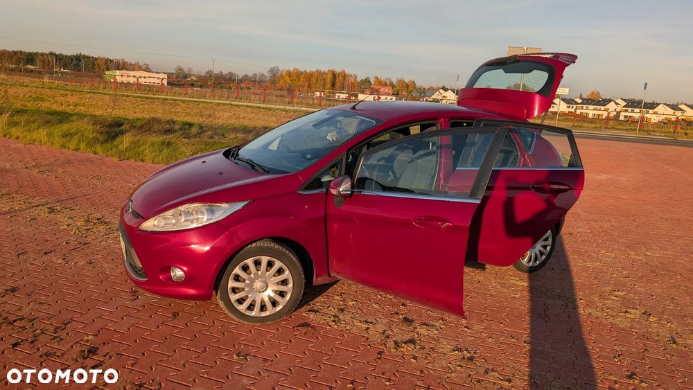 Ford Fiesta - 11