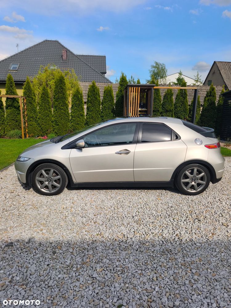 Honda Civic 1.8 Executive - 8