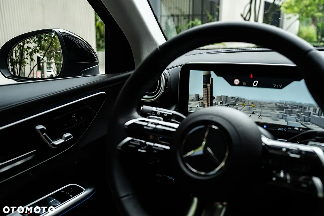 Mercedes-Benz GLC 300 e 4-Matic AMG Line - 21