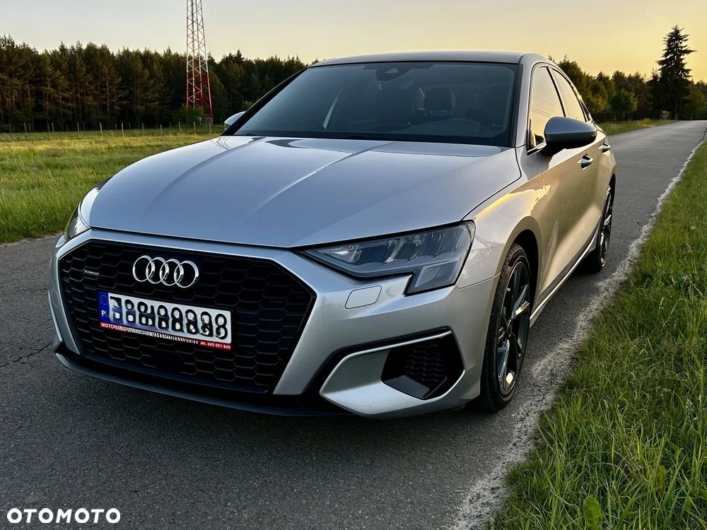 Audi A3 Limousine 40 TFSI quattro S tronic S line - 1