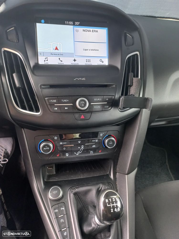 Ford Focus SW 1.5 TDCi EcoBlue Business - 21