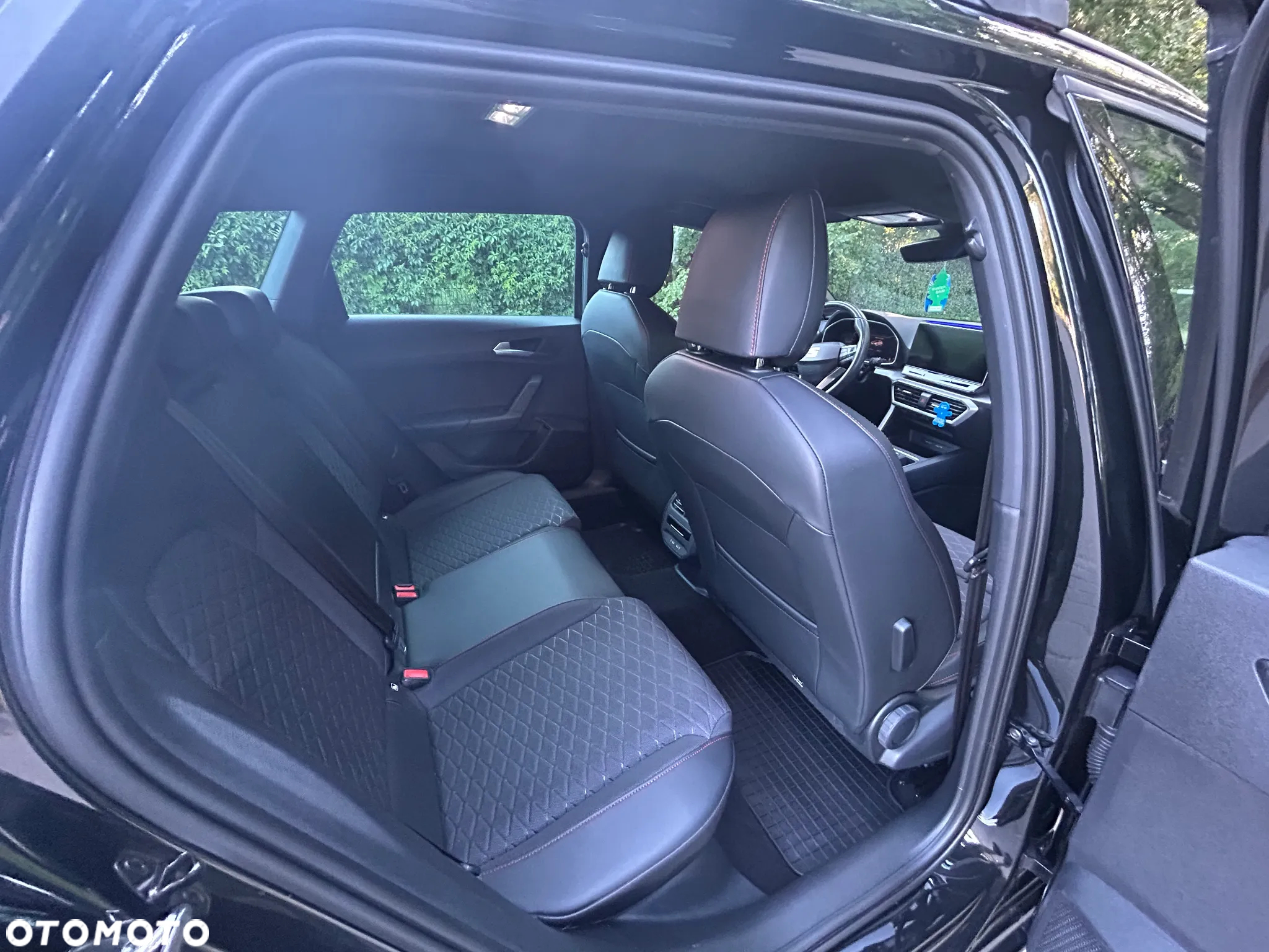 Seat Leon Sportstourer 2.0 TDI 4Drive DSG FR - 8