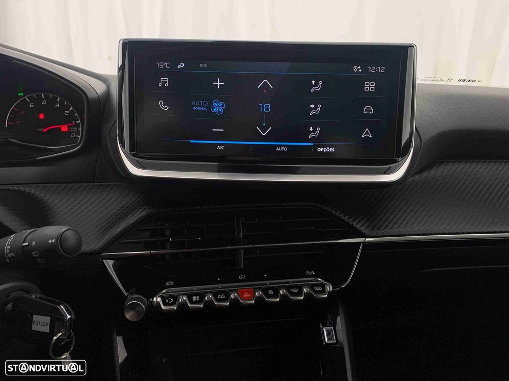 Peugeot 2008 1.2 PureTech Style - 8