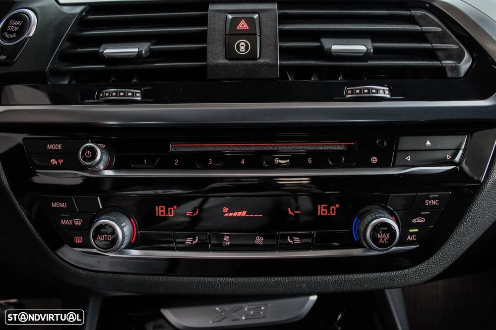 BMW X3 18 d sDrive Ed. L.Style Auto - 42