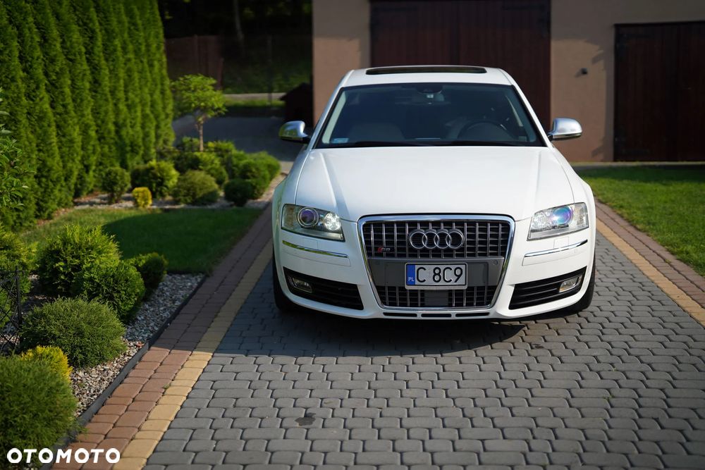 Audi S8 5.2 FSI Quattro - 4