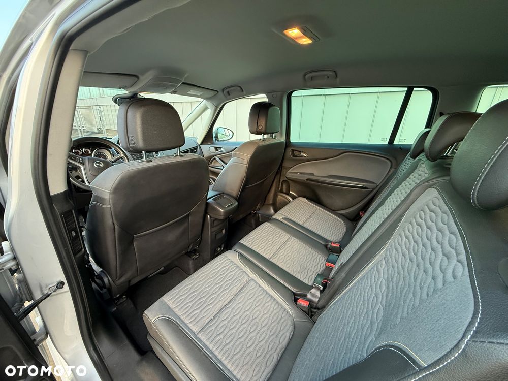 Opel Zafira 1.6 CDTI Cosmo - 8