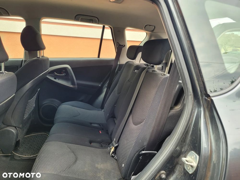 Toyota RAV4 2.2 D-4D 4x4 - 6