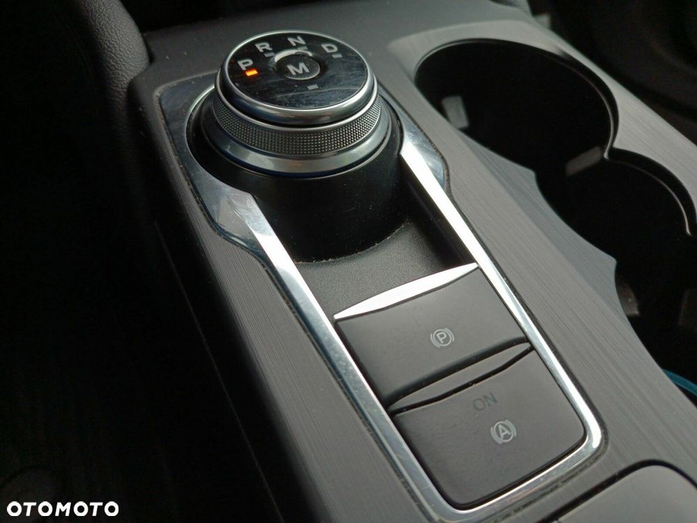 Ford Focus 2.0 EcoBlue Titanium Business - 24