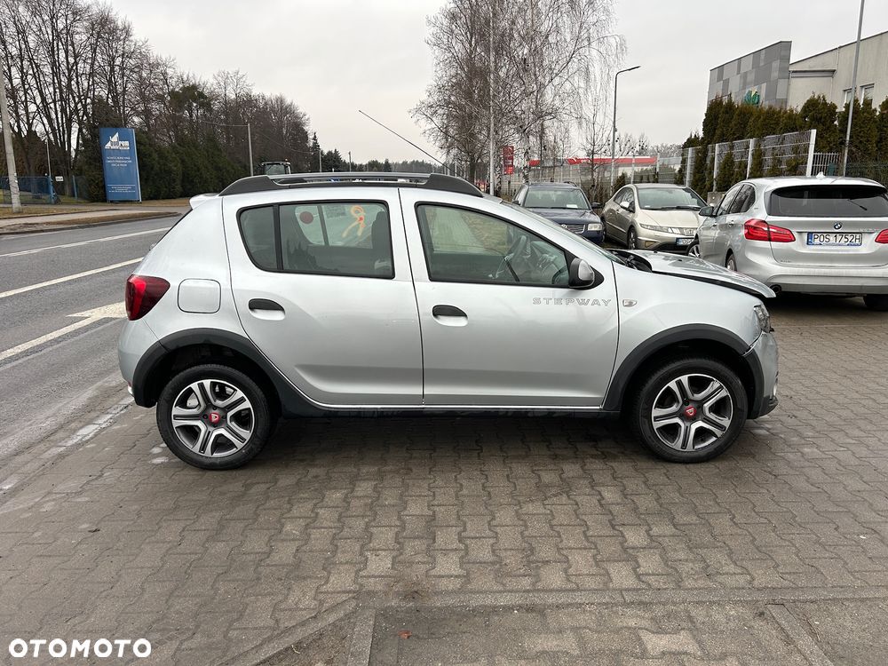 Dacia Sandero Stepway TCe 90 (S&S) Celebration - 5